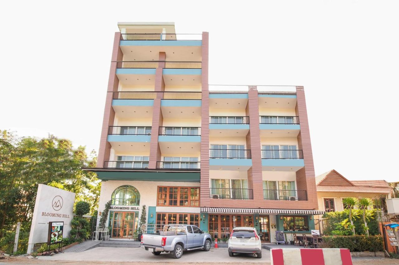 Blooming Hill Boutique Suites Патая Екстериор снимка