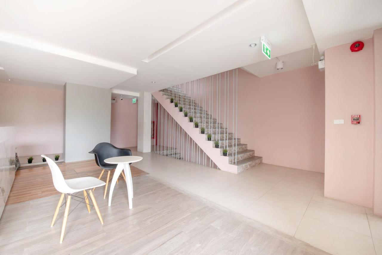 Blooming Hill Boutique Suites Патая Екстериор снимка