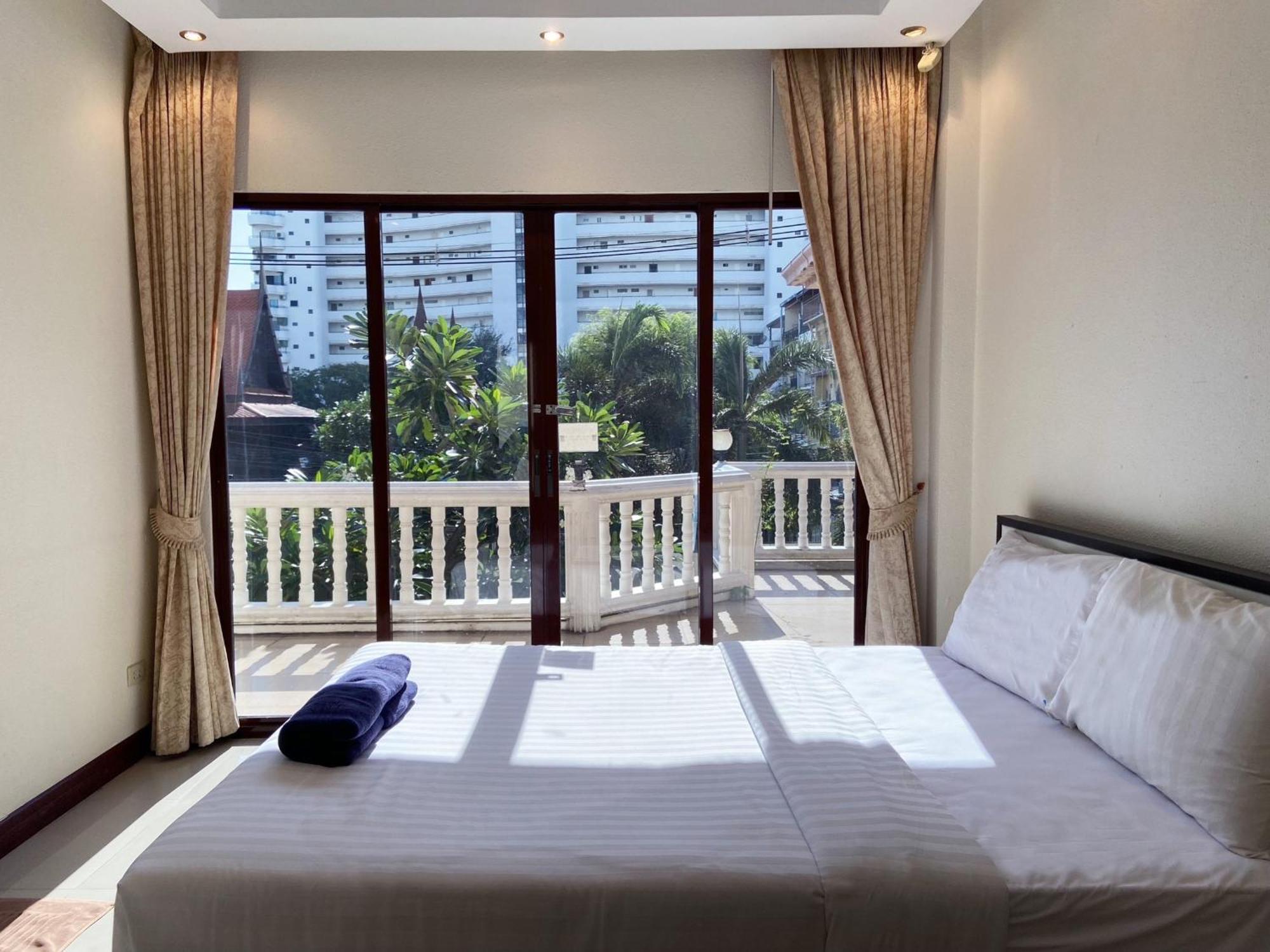 Blooming Hill Boutique Suites Патая Екстериор снимка