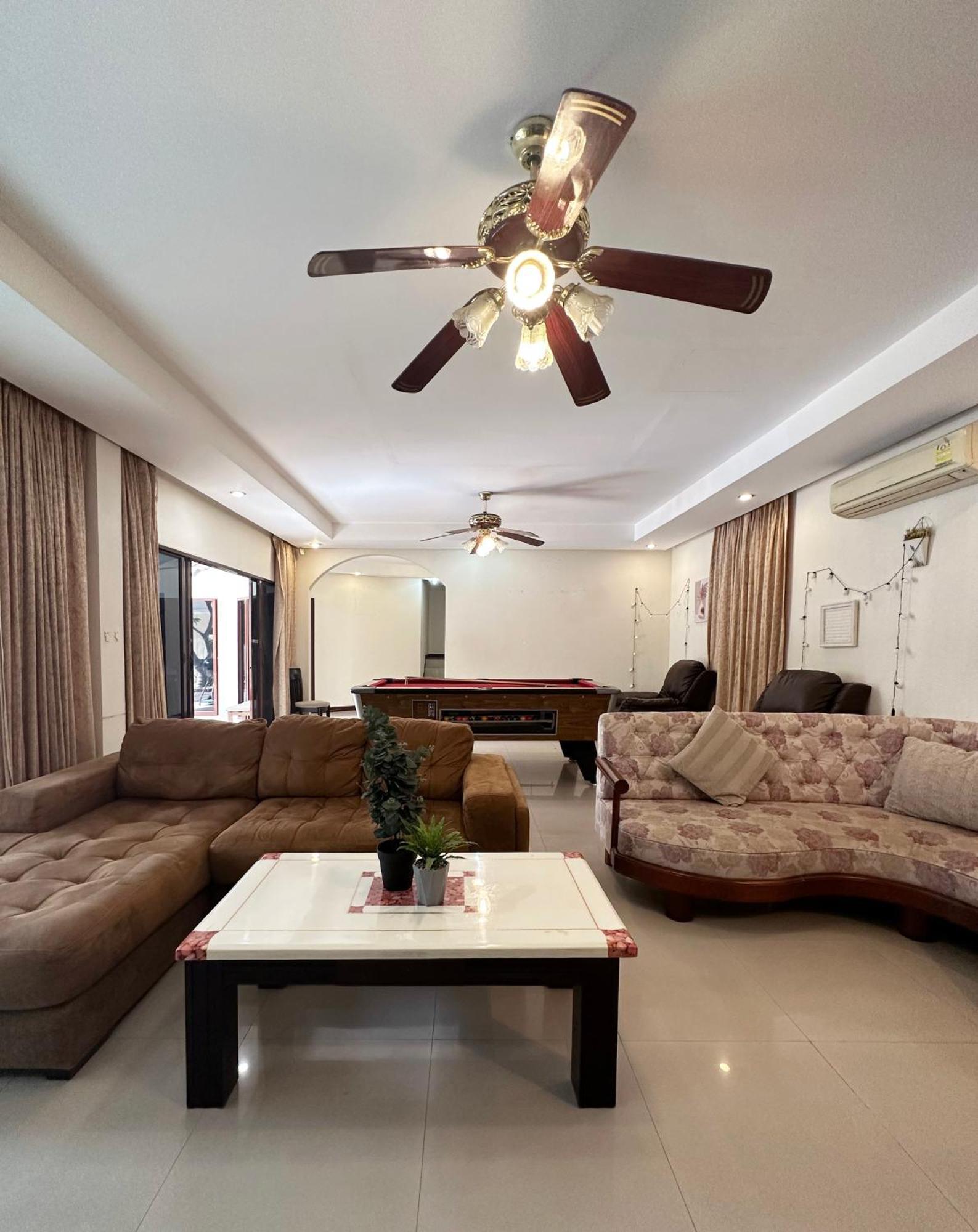 Blooming Hill Boutique Suites Патая Екстериор снимка