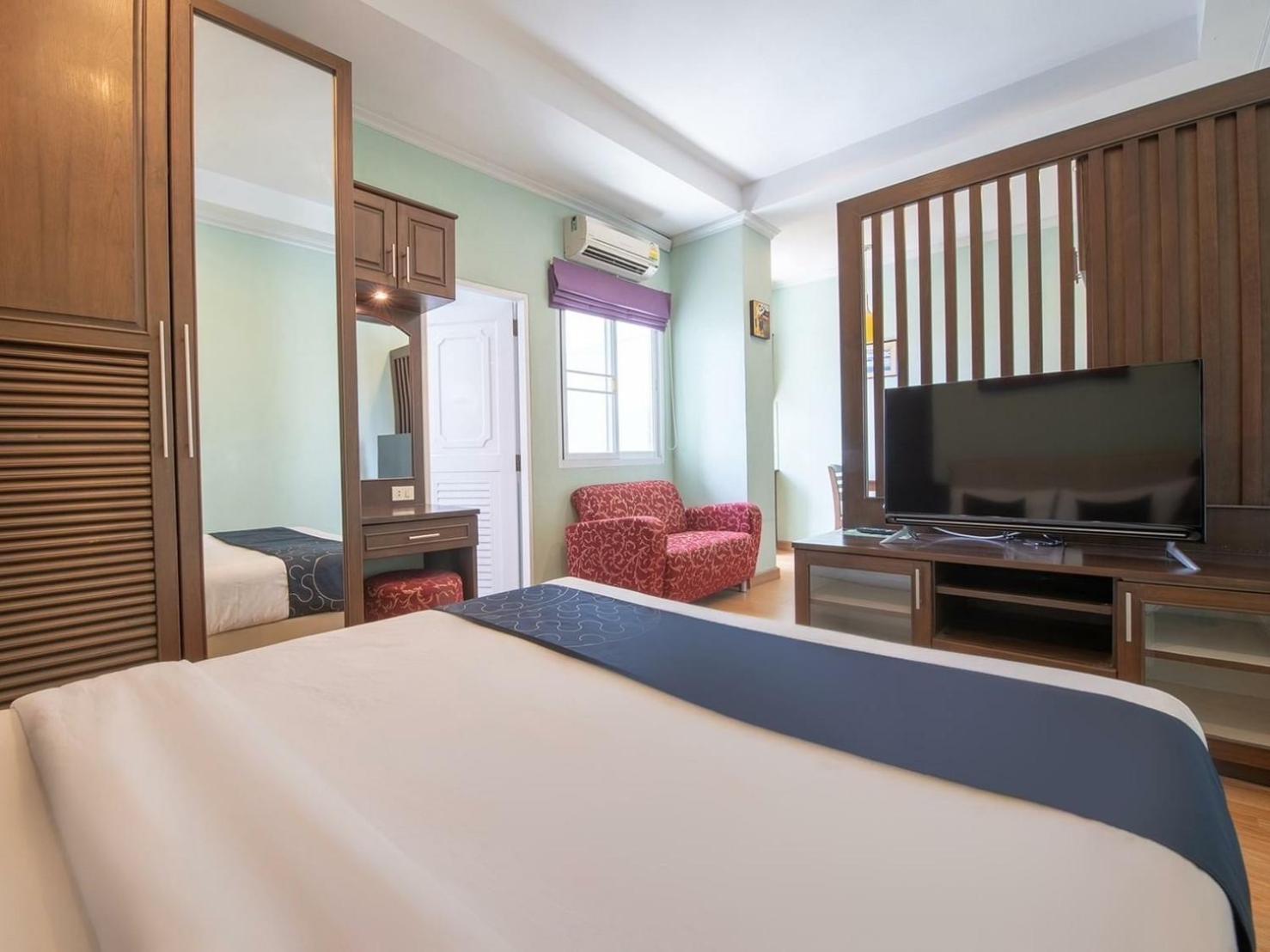Blooming Hill Boutique Suites Патая Екстериор снимка